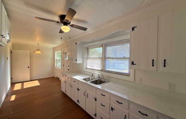 T.R. Lawing Realty Property