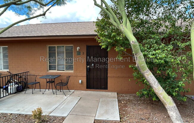 338 W HIGHLAND AVE
