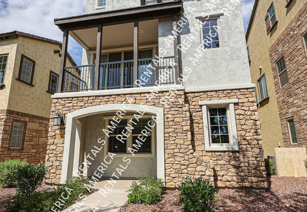 2751 S BALSAM DR