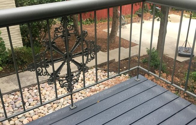 1 bed, 1 bath, 700 sqft, $1,095, Unit 03C