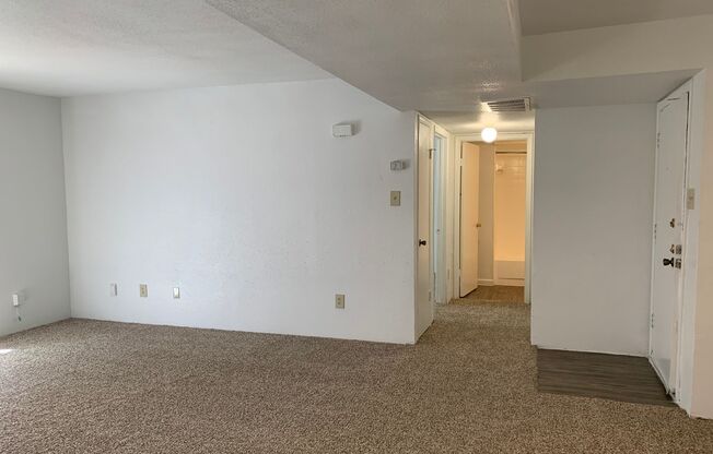 2 beds, 2 baths, 1,003 sqft, $1,050, Unit 2201