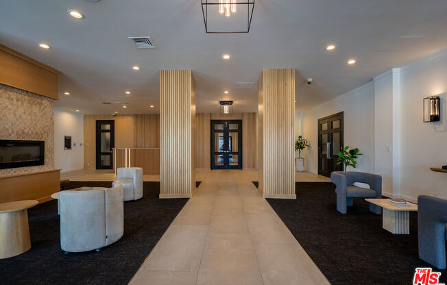 3 beds, 4 baths, 3,580 sqft, $29,900, Unit PHE