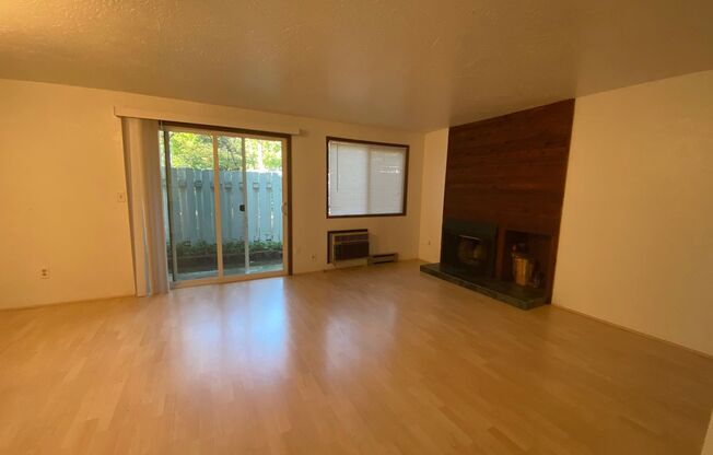 2 beds, 1 bath, $1,995