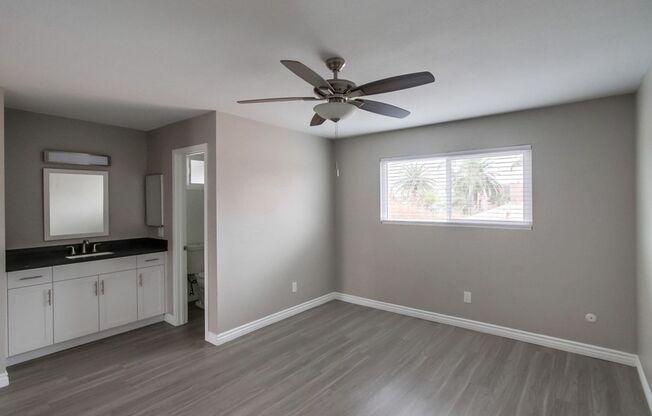 1 bed, 1 bath, 722 sqft, $2,145, Unit 115