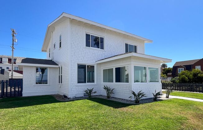 1920's Charm with Ocean and Pier Views!!