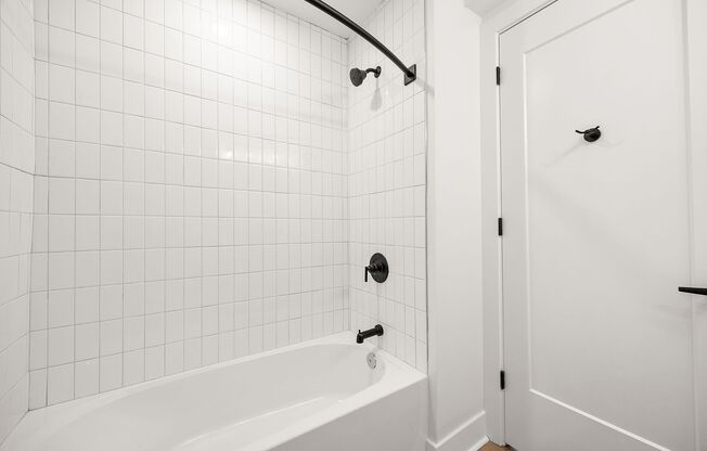 Tatnall West 8720 Landlord