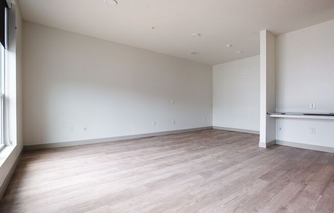 Studio, 1 bath, 469 sqft, $1,285, Unit APT 212