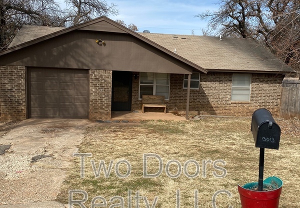 3013 GWENDOLYN LN