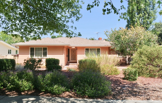 Willow Glen House with Spacious Yard