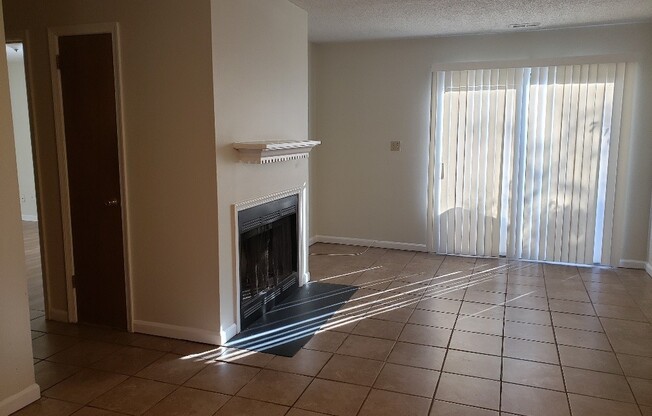 Ranch-style 2BD/2BA townhome in quiet neighborhood in Garner!