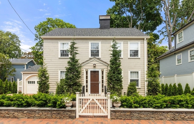 9 KENWAY ST