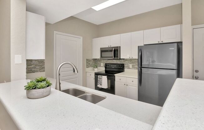 Newly Remodeled - Luxury 1 Bedroom 1 Bath