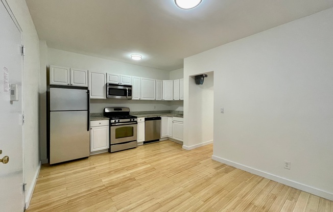 651 W 188 ST