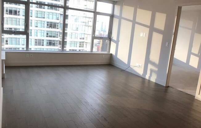 2 beds, 2 baths, $4,300, Unit Unit 2401