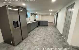 5321-7th Ave NE