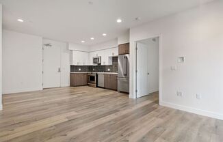 2 beds, 2 baths, 979 sqft, $5,395, Unit 304