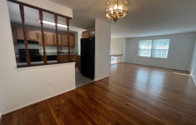 Charming 4 BR/2 BA Single-Family Home in Silver Spring!