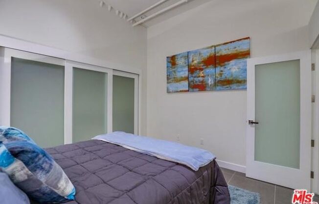 2 beds, 1 bath, 1,100 sqft, $3,100, Unit 306