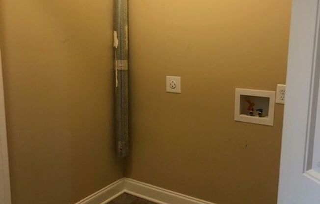 1 bed, 1 bath, 808 sqft, $675, Unit G4