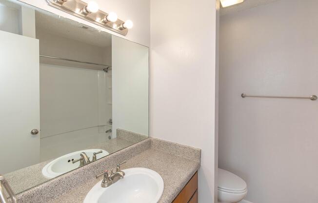 2 beds, 2 baths, 850 sqft, $1,179