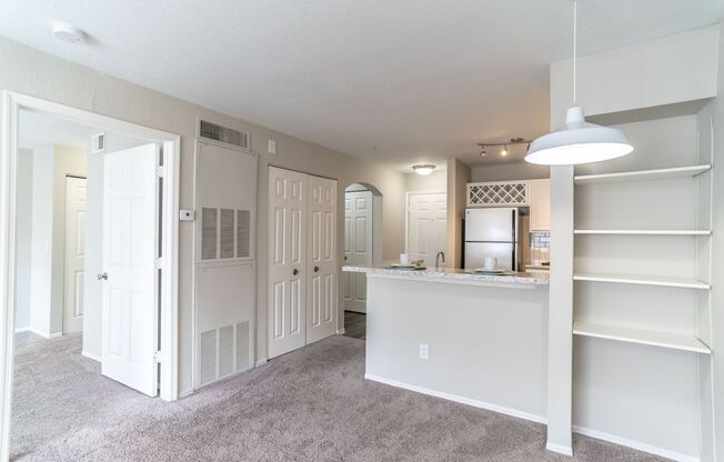 2 beds, 2 baths, $1,572, Unit 12-307