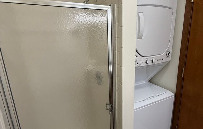 2 beds, 2 baths, 950 sqft, $1,750, Unit 7633CC