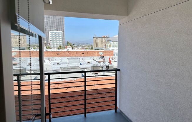 1 bed, 1 bath, 607 sqft, $2,440, Unit 602