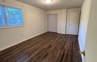 1 bed, 1 bath, $650, Unit 2 - 1