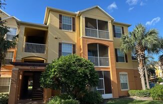 3 bed 2 bath Condo