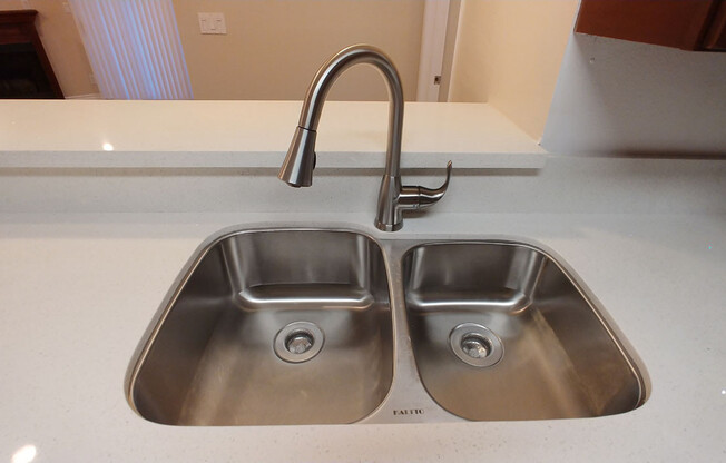 1 bed, 1 bath, 890 sqft, $2,595, Unit 314