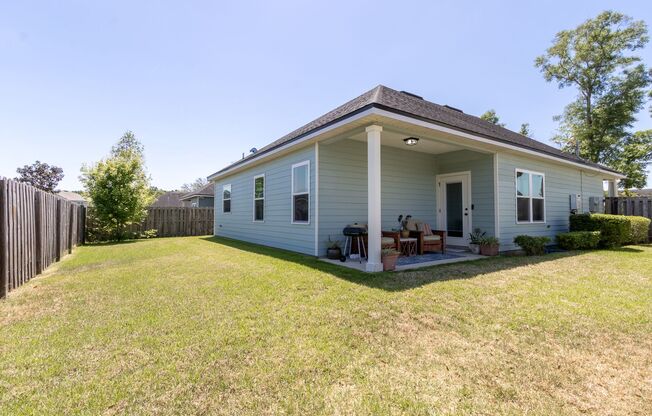 Spacious 3BR/2BA Home with Open Layout, Island Kitchen & Fenced Yard – $2000/Month