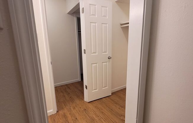 Studio, 1 bath, 450 sqft, $625, Unit 837-Unit 3