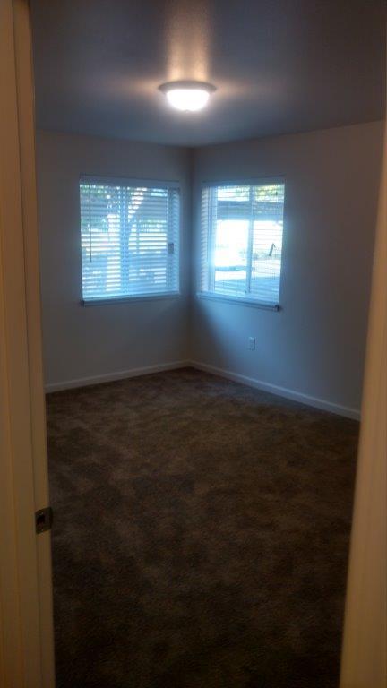 2 beds, 1 bath, $1,600, Unit 121