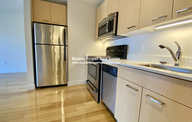 1088 BOYLSTON ST