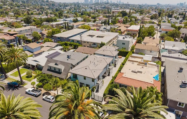 4418 KINGSWELL AVE