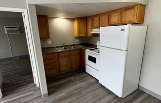 1200 Meadowview Drive Apt 8