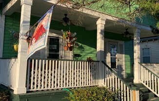 4533 S DERBIGNY