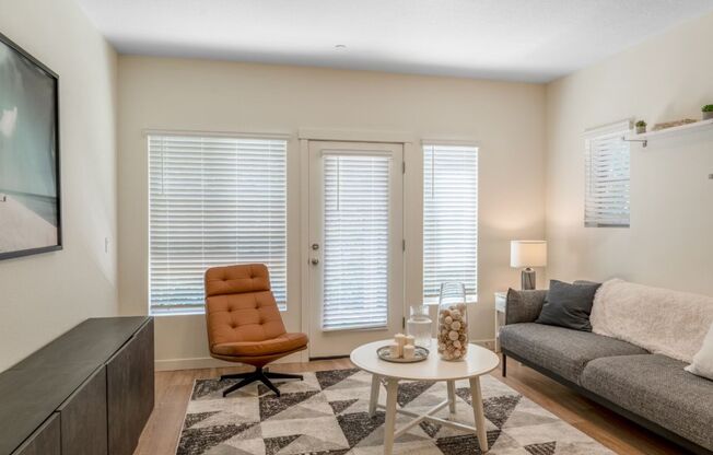 2 beds, 2 baths, 1,027 sqft, $1,875, Unit 212-207