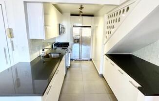 1 bed, 1 bath, 834 sqft, $5,200, Unit 1501