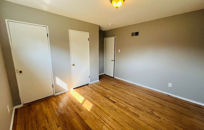 3 beds, 1 bath, $1,595