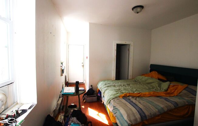 454 East Girard Ave