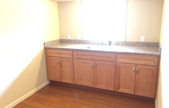 3 beds, 2 baths, $2,495