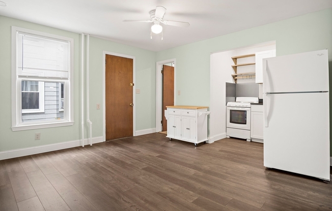 135 CLIFTON ST