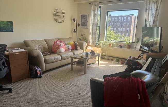1 bed, 1 bath, 628 sqft, $2,950, Unit 413