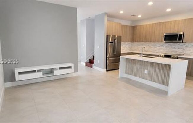 10219 NW 72nd Ter th 10219, Doral, FL 33178