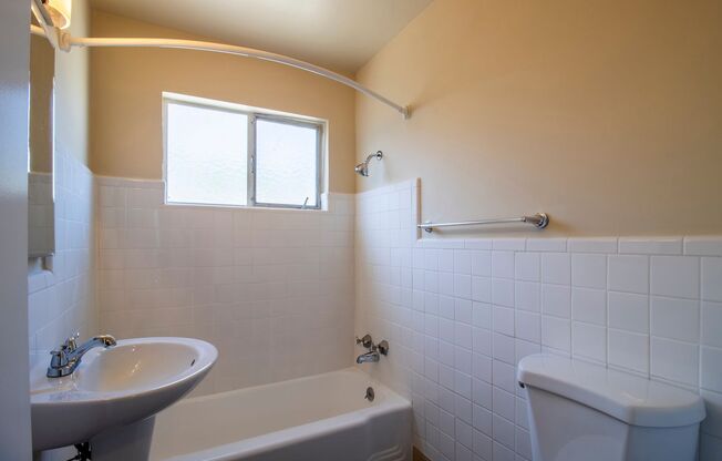 1 bed, 1 bath, $1,525, Unit 208