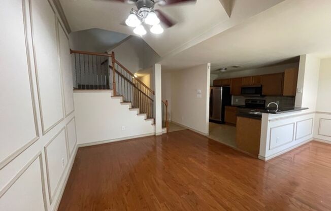 3 beds, 2.5 baths, $1,950