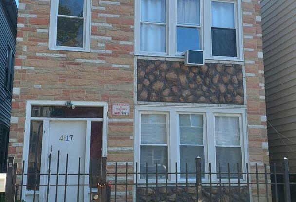 48 Laflin