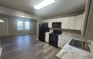 2 beds, 1 bath, $1,195