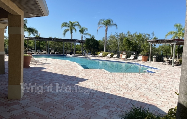 4323 BAYSIDE VLG DR